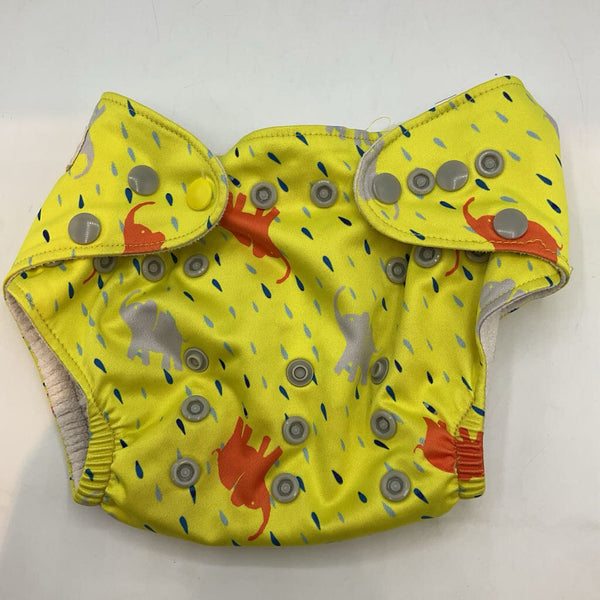 Size OS: Lil Helpers Yellow/Multi Elephants Snap Diaper Cover