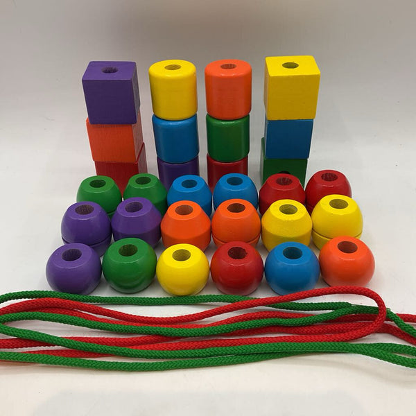 Melissa & Doug Wooden Primary Lacing Beads