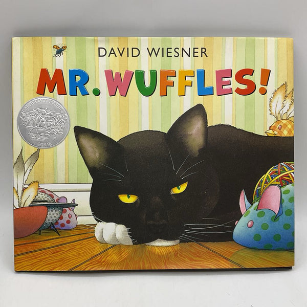 Mr. Wuffles! (hardcover)