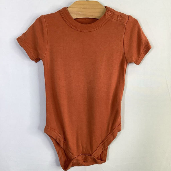 Size 3-6m: Goumi Orange Onesie