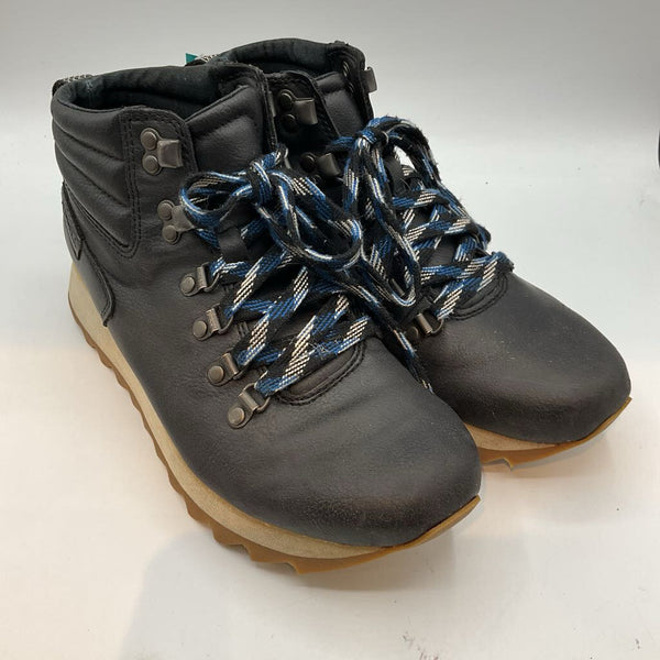 Size 7.5Y: Merrell Black Leather Lace-Up Boots