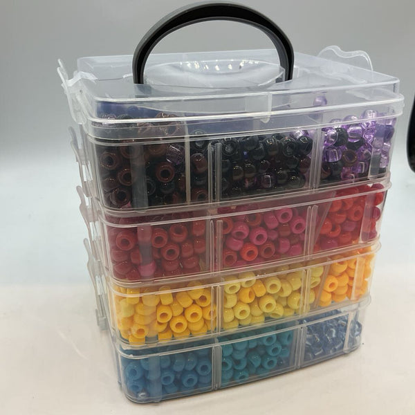 Tub of Craft Beads/Oragnizer