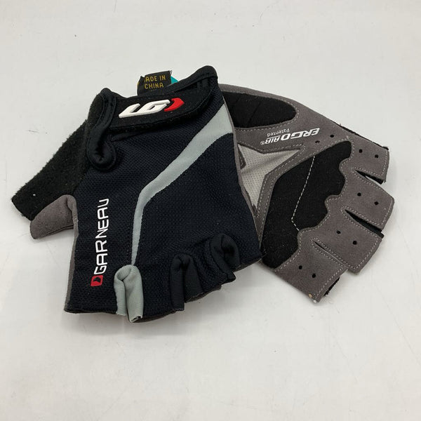 Size Youth S: Garneau Black/Gray Cycling Gloves