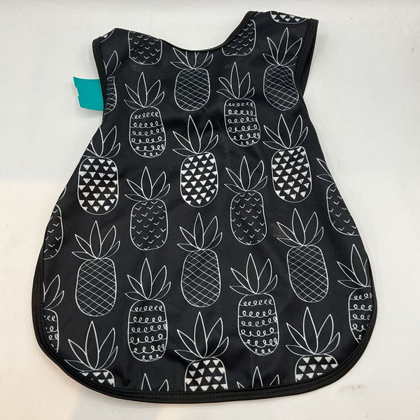 Size OS: Baprons Black/White Pineapples Smock