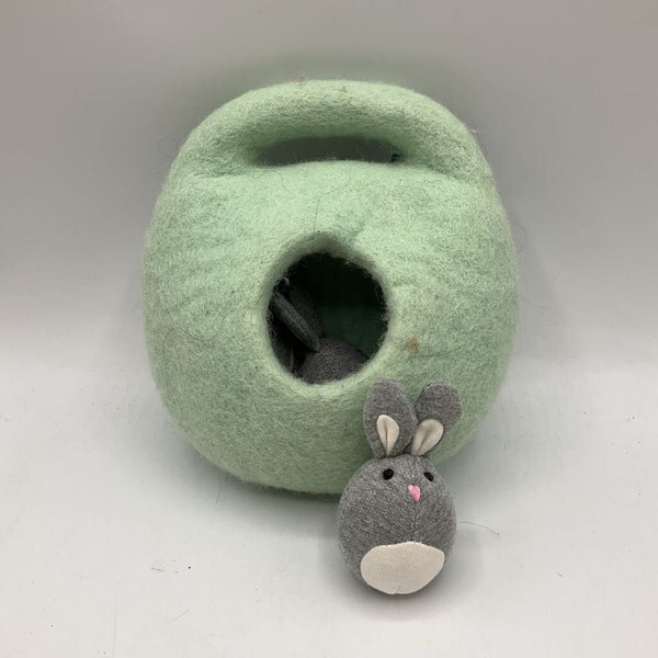 Lovevery Bunny Felt Burrow
