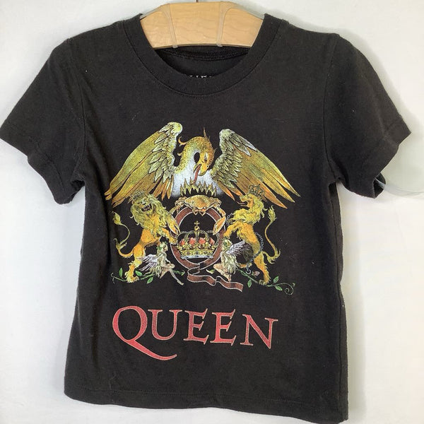 Size 3: Queen Black/Multi Logo T-Shirt