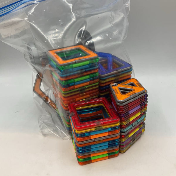 1 Gallon Bag of Magformers