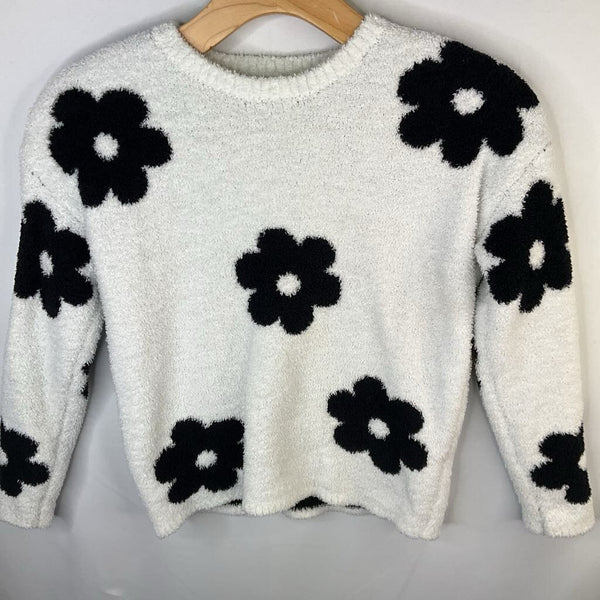 Size 7-8: Melrose and Market White/Black Floral Fuzzy Sweater