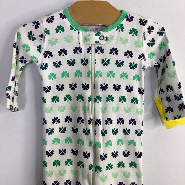 Size 0-3m: Primary White/Green Four Leaf Clovers 1pc Zip PJs