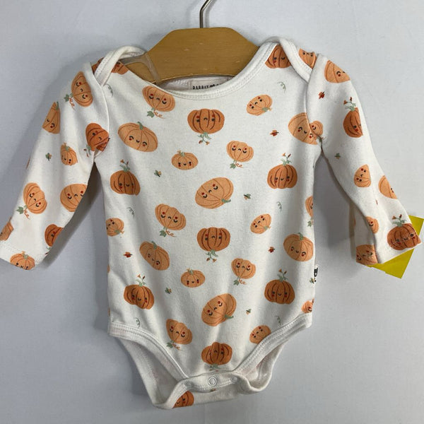 Size 3-6m: Rabbit + Bear White/Orange Pumpkins Long Sleeve Onesie