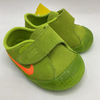 Size 3: Nike Green/Orange Velcro Strap Walker Shoes