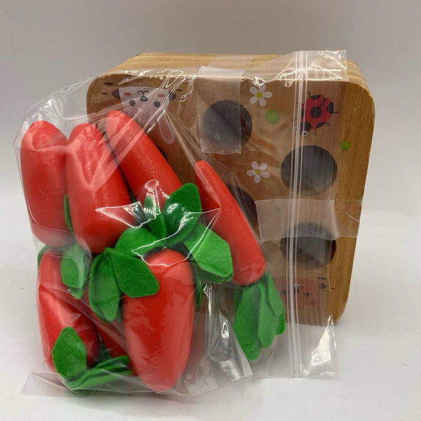 Wooden Montessori Carrot Sorting Toy