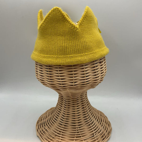 Yellow Knit Crown
