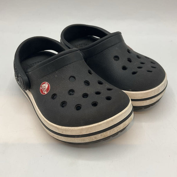 Size 6: Crocs Black/White Clogs
