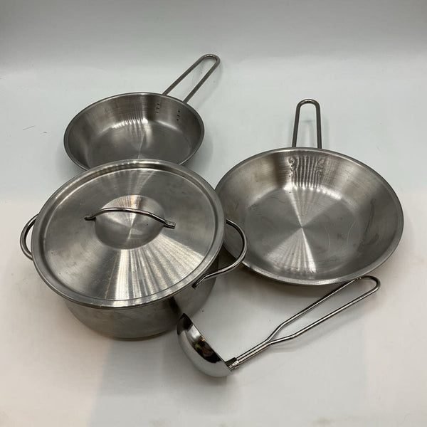 Metal Pots and Pans Set