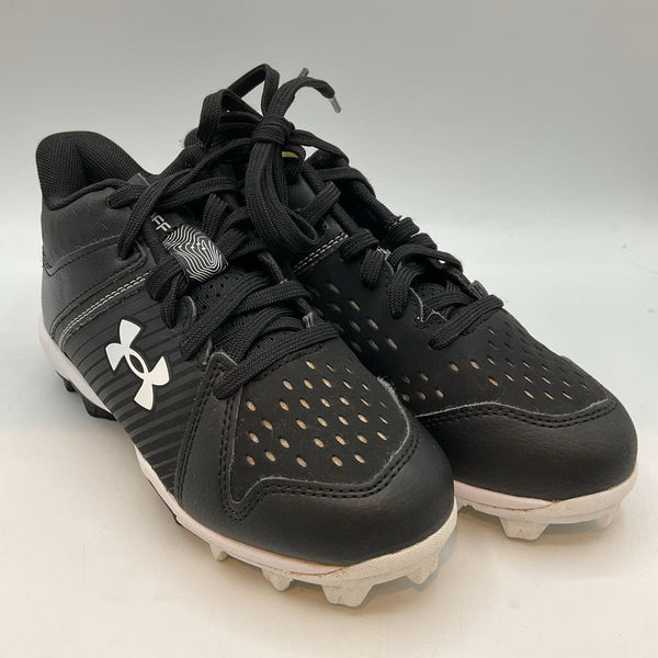 Size 13: Under Armour Black/White Lace-Up Football Cleats
