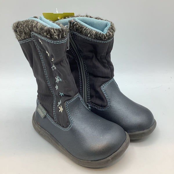 Size 5: See Kai Run Gray/White/Blue Side Zip Rain Boots
