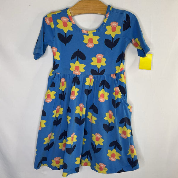 Size 4 (100): Hanna Andersson Blue/Yellow/Orange Floral Pocket Dress