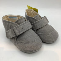 Size 3: Janie and Jack Gray Velcro Soft Sole Booties