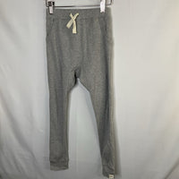Size 6-7: Petits Vilains Gray Sweatpants