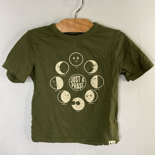 Size 5: Gap Green/Cream Moon Phases T-Shirt