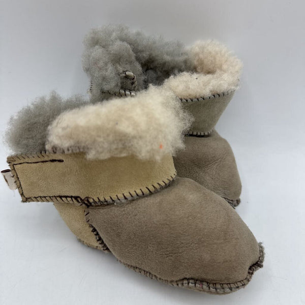 Size 3-4: Shepherd Gray Sheepskin Lined Booties