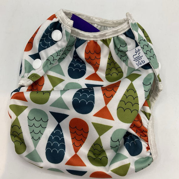 Size 0-36m: White/Colorful Fish Swim Diaper