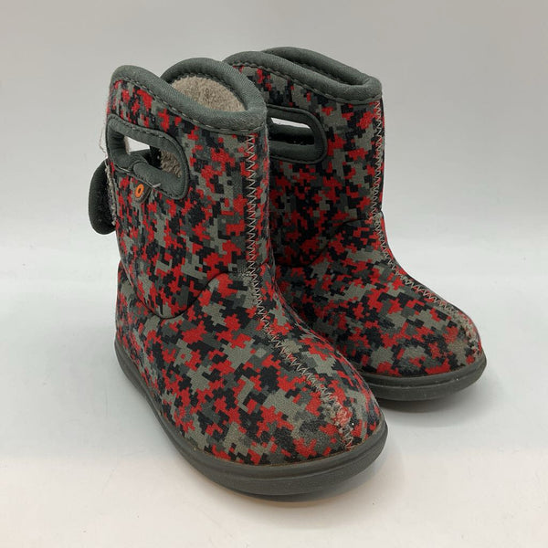 Size 6: Bogs Gray/Black/Red Pixels Fleece Lined Velcro Strap Rain Boots
