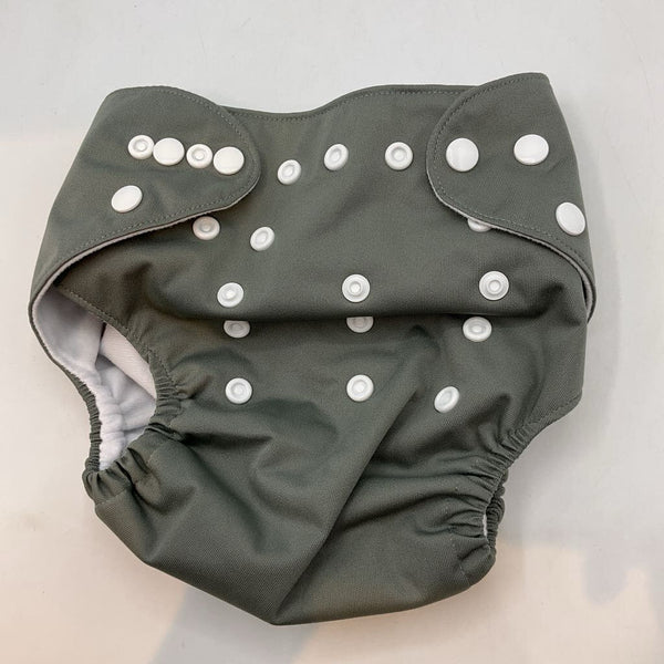 Size OS: Alva Gray Snap Diaper Cover