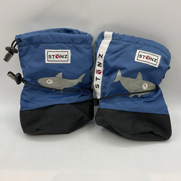 Size 18-24m: Stonz Blue Shark Toggle Soft Sole Winter Booties