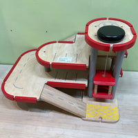 Plan Toys City Parking Garage NO VEHICLES