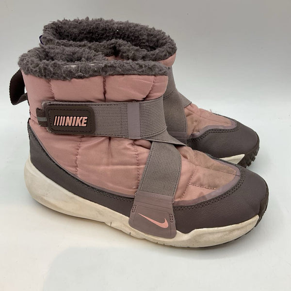 Size 2Y: Nike Pink/Purple Fleece Lined Velcro Strap Snow Boots