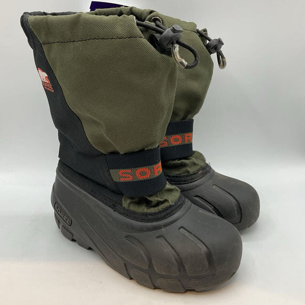 Size 13: Sorel Green/Black Velcro/Toggle Snow Boots