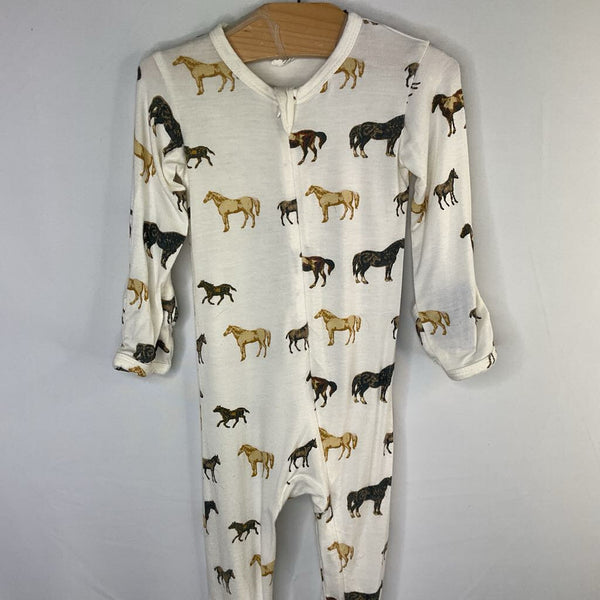 Size 6-9m: Kyte White/Multi Horses Bamboo 1pc Zip PJs