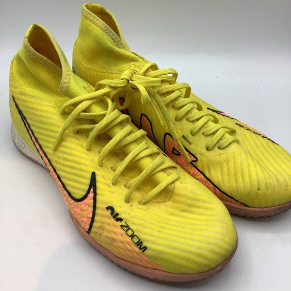 Size 6.5Y: Nike Yellow/Orange Indoor Soccer Cleats