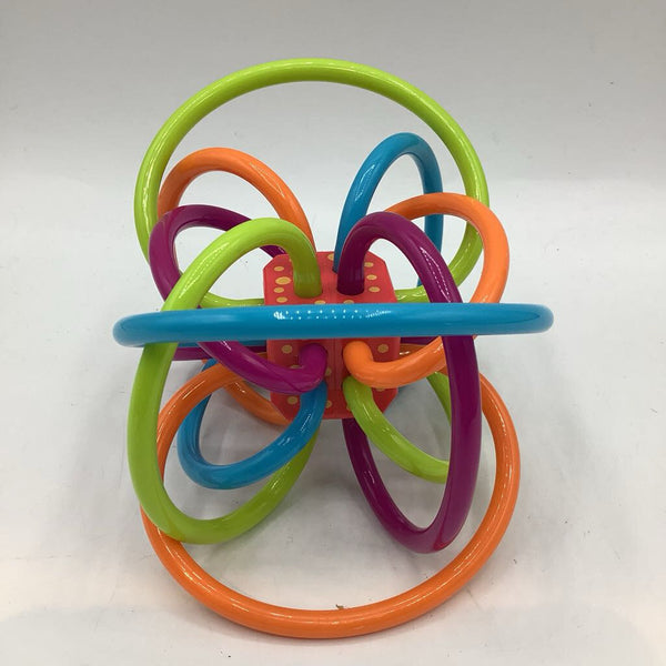 Wooden Montessori Carrot Sorting Toy