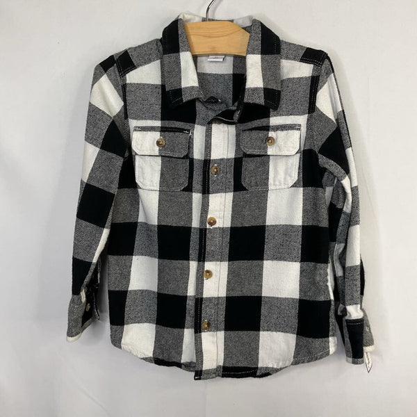 Size5: Old Navy Black/White Plaid Flannel Button-Up Shirt