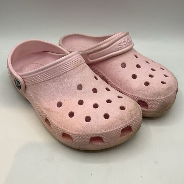 Size 3Y: Crocs Pink Clogs