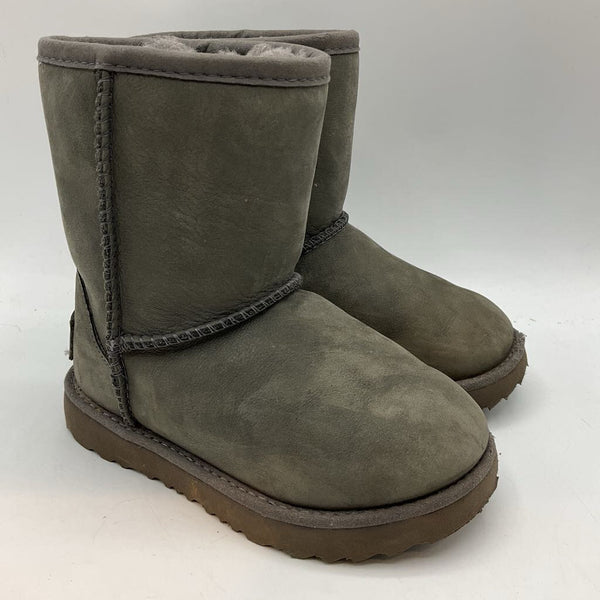 Size 9: Ugg Gray Sheepskin Lined Boots
