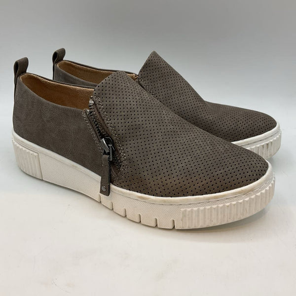 Size 4Y: Soul Naturalizer Gray Perforated Slip-On Sneakers