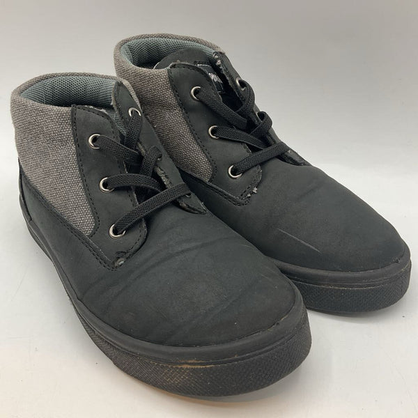 Size 13: Oomphies Black/GrayPull-On Sneakers