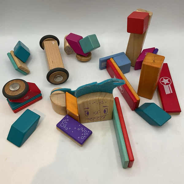 Tegu 35pc Assorted Magnetic Building Blocks