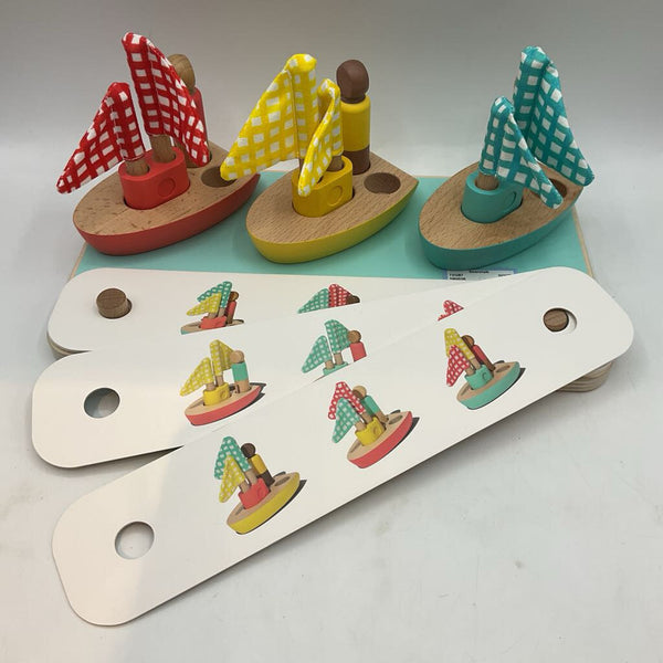 Lovevery Pattern Match Boats