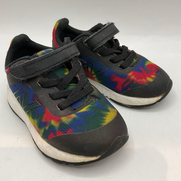 Size 5: New Balance Black/Rainbow Tie-Dye Velcro Sneakers