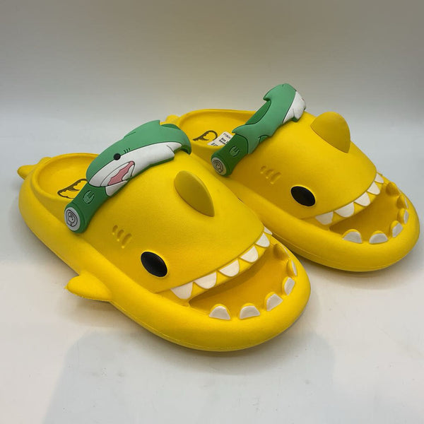 Size 2-3Y: Yellow Shark Sandals