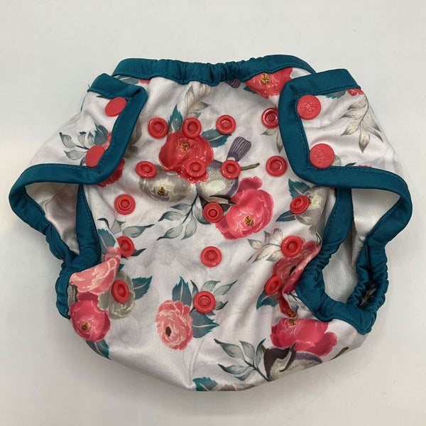 Size NB: Jump-a-Rooz Gray/Multi Floral Snap Diaper Cover