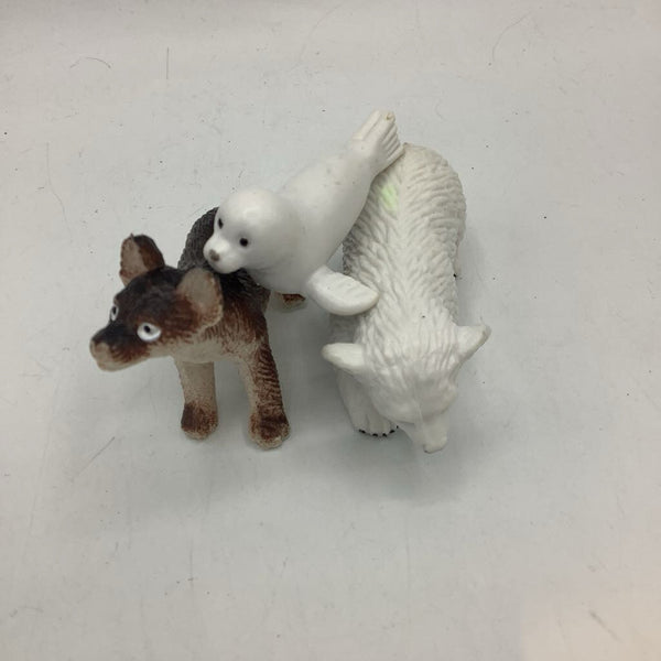 Bag of Assorted Polar Figurines