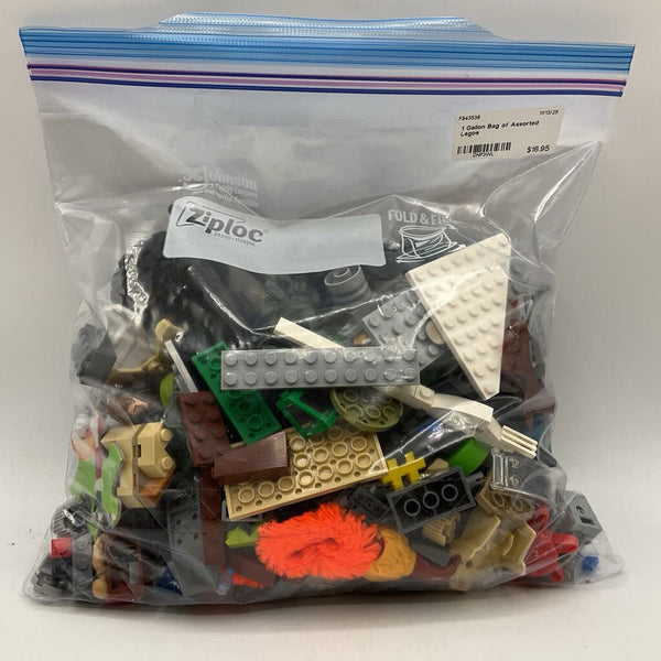 1 Gallon Bag of Assorted Legos