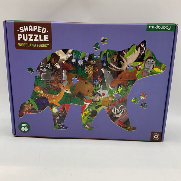 Mudpuppy 300pc Woodland Forest Shaped Puzzle