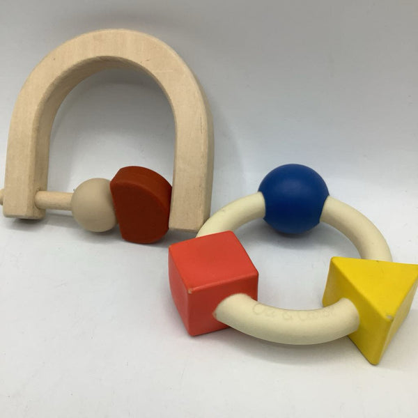 2pc Wood/Silicone Clutching Toys